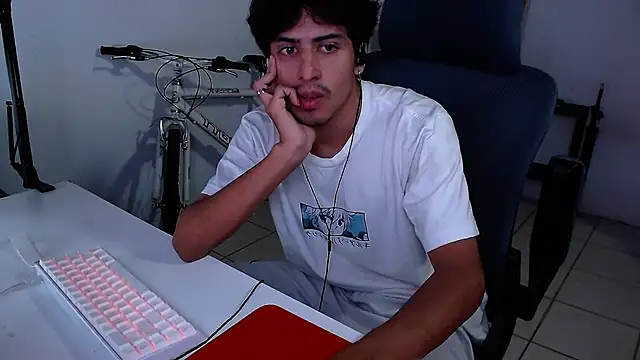 Thieves9 online show from 10/28/25, 03:51