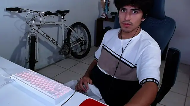 Thieves9 online show from 11/06/25, 05:55