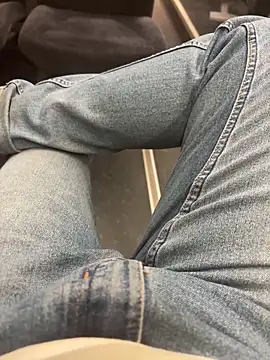 maleesa online show from 04/15/26, 08:31