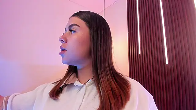 ArianaBaker online show from 04/08/26, 01:01