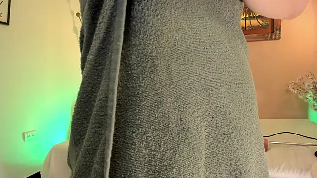 ArianaBaker online show from 03/18/25, 07:12