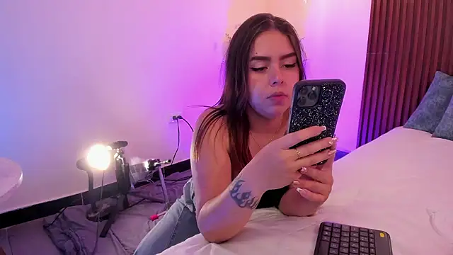 ArianaBaker online show from 02/01/26, 05:55