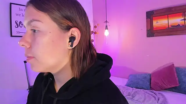 ArianaBaker online show from 03/10/25, 12:28