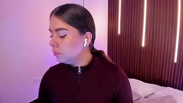 ArianaBaker online show from 03/25/26, 01:32