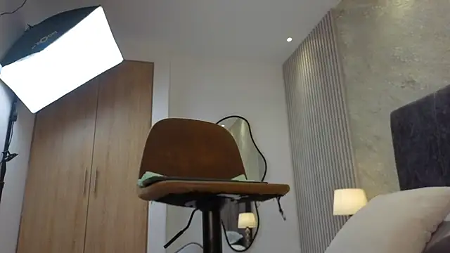 lola  sweetx online show from 04/29/26, 05:30