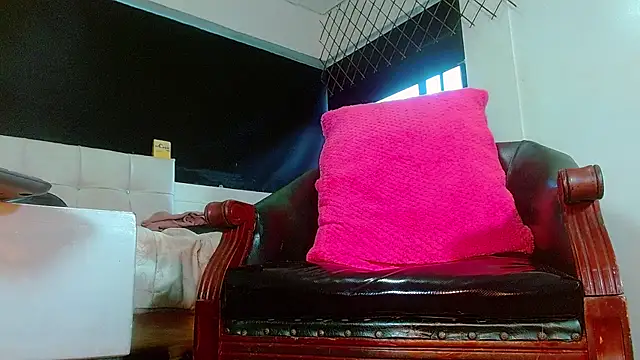 bellatrixx 69 online show from 02/09/26, 11:52