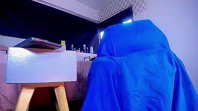 bellatrixx 69 online show from 11/10/25, 11:26