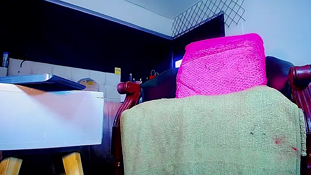 bellatrixx 69 online show from 12/20/25, 11:35