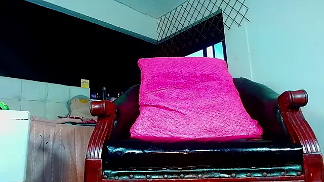 bellatrixx 69 online show from 01/15/26, 11:24