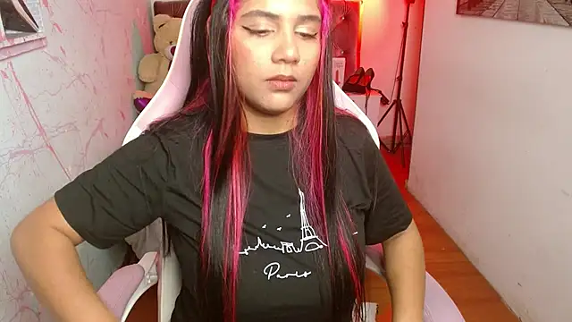 Candela-Smith online show from 10/28/25, 03:55