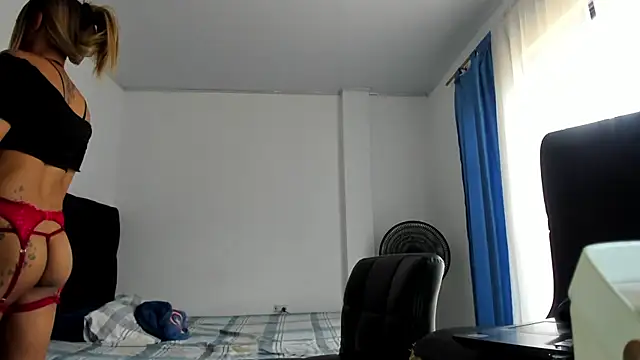 xmissinchesxx online show from 05/26/26, 07:23