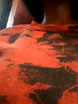 Swirly blac online show from 11/12/25, 07:01