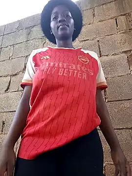 Swirly blac online show from 11/23/25, 06:12