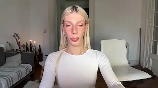 AliceSnowCatt online show from 05/09/26, 03:04