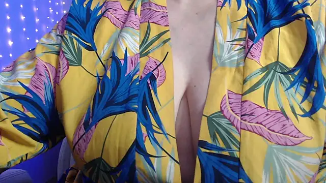 Snapshot of missdaniels chatting on 01/22/25, 11:21 missdaniels online show from 01/22/25, 11:21