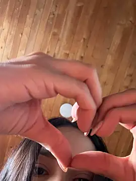 lovefresita online show from 10/10/25, 09:48