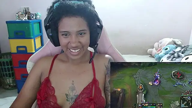 TiffanyRoouse online show from 11/09/25, 02:59