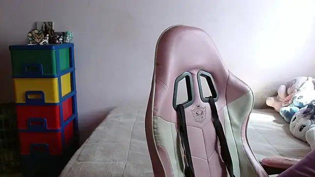 TiffanyRoouse online show from 11/08/25, 02:53