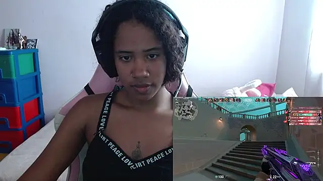 TiffanyRoouse online show from 03/08/25, 08:25