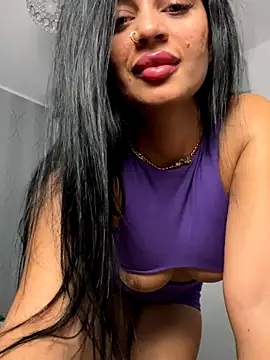  adelle online show from 10/24/25, 12:26