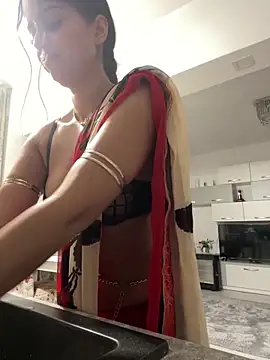  adelle online show from 11/29/25, 12:16