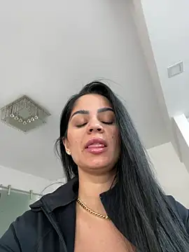  adelle online show from 03/19/26, 12:05