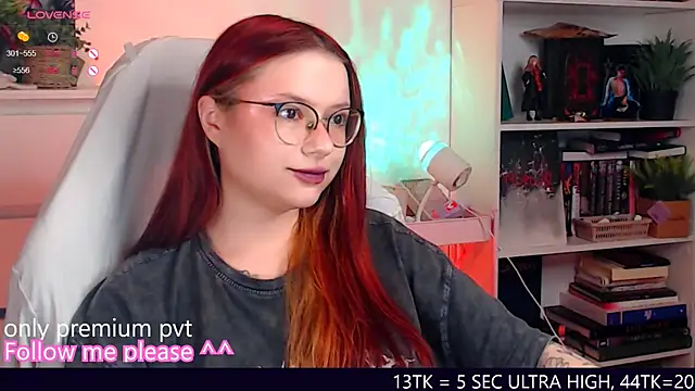 me  hanna online show from 11/18/25, 10:24