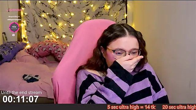 Snapshot of me__hanna chatting on 01/24/25, 02:39 me hanna online show from 01/24/25, 02:39