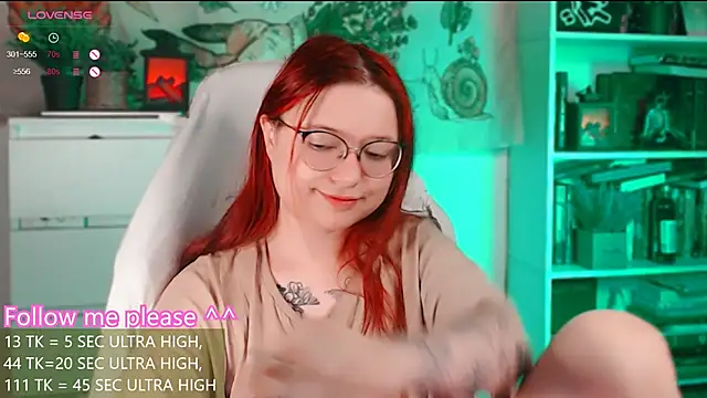 me  hanna online show from 12/22/25, 02:11