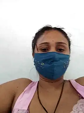 Snapshot of Archna-ji chatting on 03/02/25, 10:58 Archna-ji online show from 03/02/25, 10:58