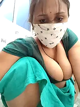 Snapshot of Archna-ji chatting on 02/25/25, 11:43 Archna-ji online show from 02/25/25, 11:43