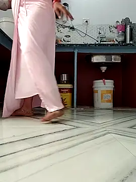 Snapshot of Archna-ji chatting on 09/15/25, 05:19 Archna-ji online show from 09/15/25, 05:19