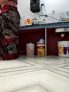 Snapshot of Archna-ji chatting on 10/09/25, 03:40 Archna-ji online show from 10/09/25, 03:40