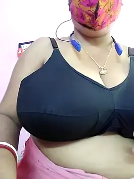 Snapshot of Kayra_34 chatting on 10/17/25, 06:17 Kayra 34 online show from 10/17/25, 06:17
