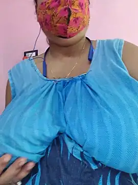 Snapshot of Kayra_34 chatting on 06/10/26, 04:03 Kayra 34 online show from 06/10/26, 04:03