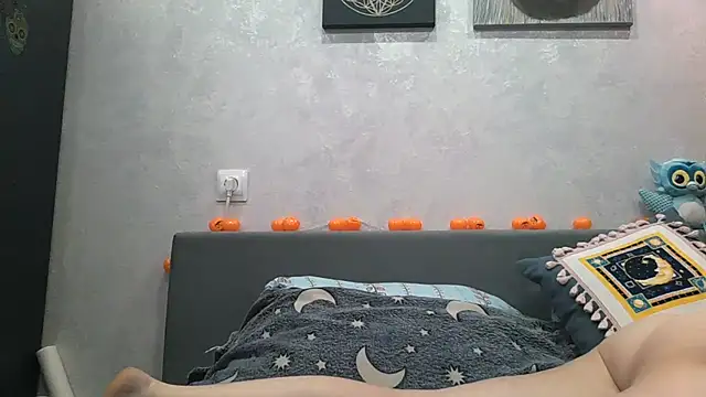 BlueXOwl online show from 11/07/25, 06:45