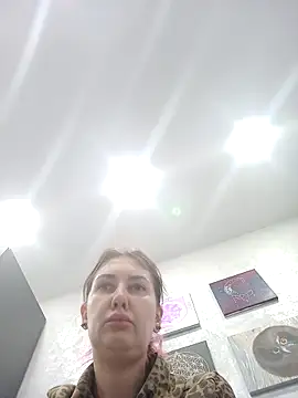 BlueXOwl online show from 10/22/25, 02:27