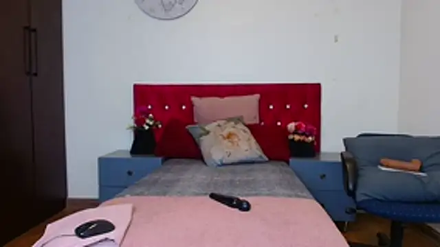 VeryGoodBadGirl1 online show from 07/14/26, 09:32