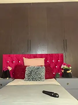 VeryGoodBadGirl1 online show from 08/04/26, 10:25