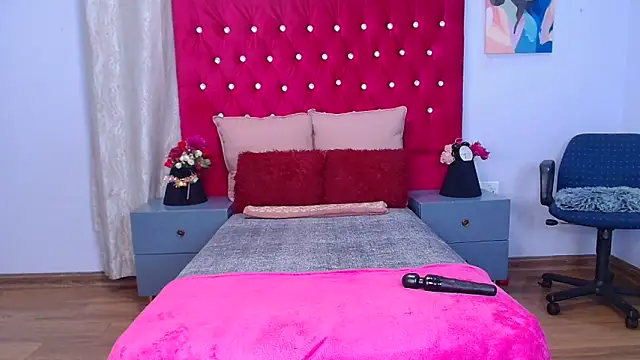 VeryGoodBadGirl1 online show from 04/09/26, 10:38