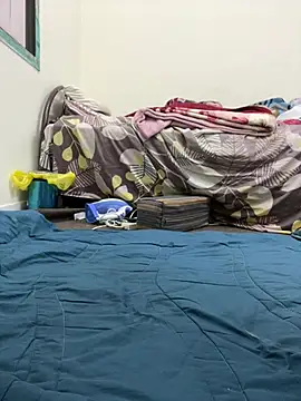 Snapshot of Mulla_indian1988 chatting on 02/15/26, 07:57 Mulla indian1988 online show from 02/15/26, 07:57