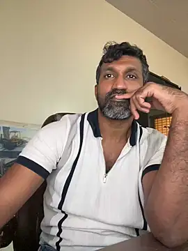 Snapshot of Mulla_indian1988 chatting on 07/02/26, 12:22 Mulla indian1988 online show from 07/02/26, 12:22
