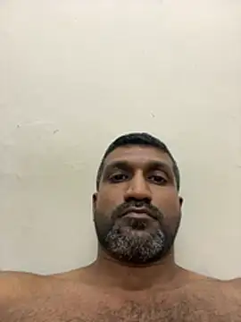 Snapshot of Mulla_indian1988 chatting on 01/11/26, 07:43 Mulla indian1988 online show from 01/11/26, 07:43