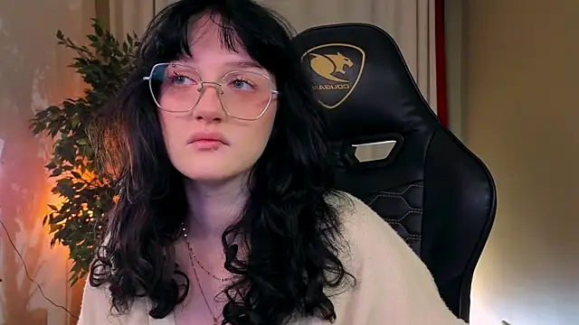 ELLIEJAY online show from 09/25/25, 08:15