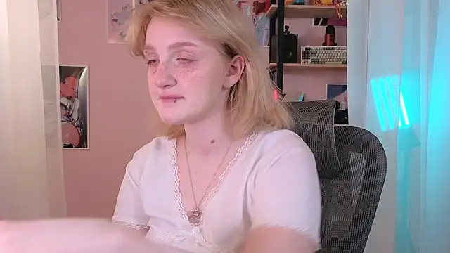 ELLIEJAY online show from 03/17/26, 05:10