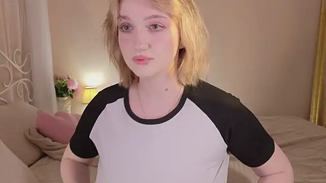 ELLIEJAY online show from 02/22/26, 05:43