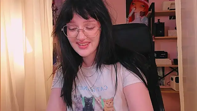 ELLIEJAY online show from 10/02/25, 05:11