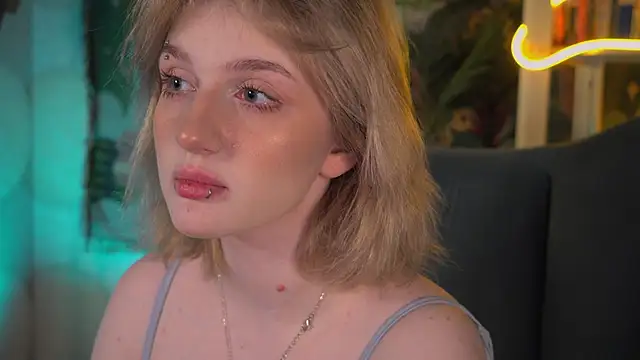 ELLIEJAY online show from 04/03/26, 05:36