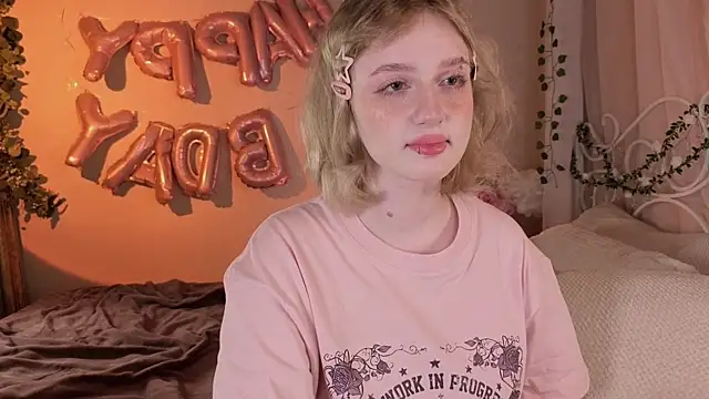 ELLIEJAY online show from 04/09/26, 05:31