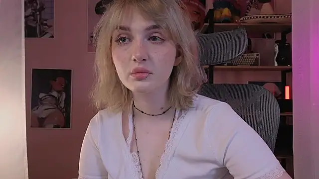 ELLIEJAY online show from 04/14/26, 05:34